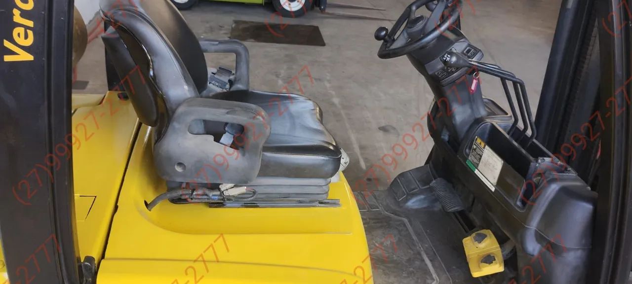 Empilhadeira 3,5 ton yale ano 2012 - Foto 4