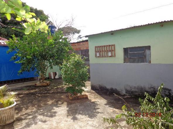 Excelente casa na Praça Danilo Macedo ( Centro Luz /MG) - Foto 13