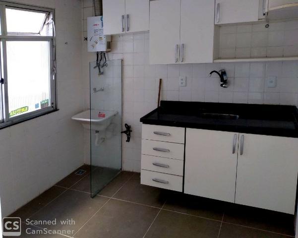 Apt Reformado 2 quartos - Eng. de Dentro - Foto 3