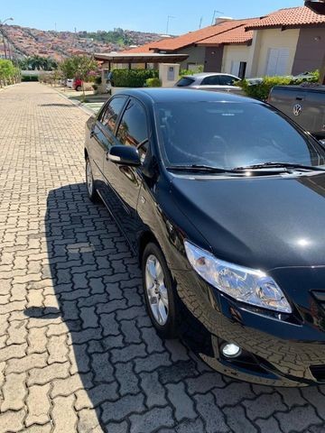 Corolla 1.8 XEI automático em perfeito estado