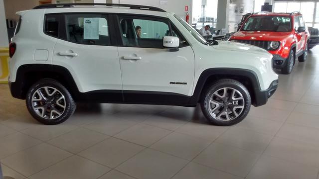 Jeep Renegade Longitude Diesel 2019/2020 - Na cor Branco Ambiente - Foto 4