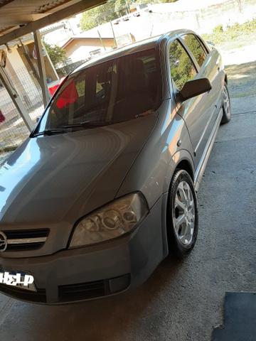 Astra hacth vendo ou troco