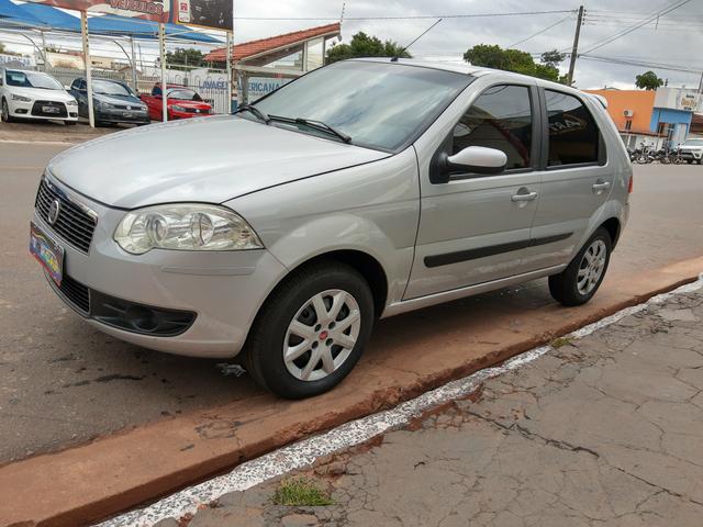 Palio attractive motor 1.4 ano 2011 - Foto 4