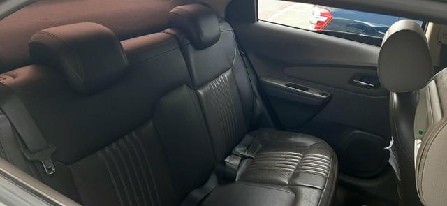 Carro Cobalt 1.4 (2013/2013) R$ 34.000 - Foto 3