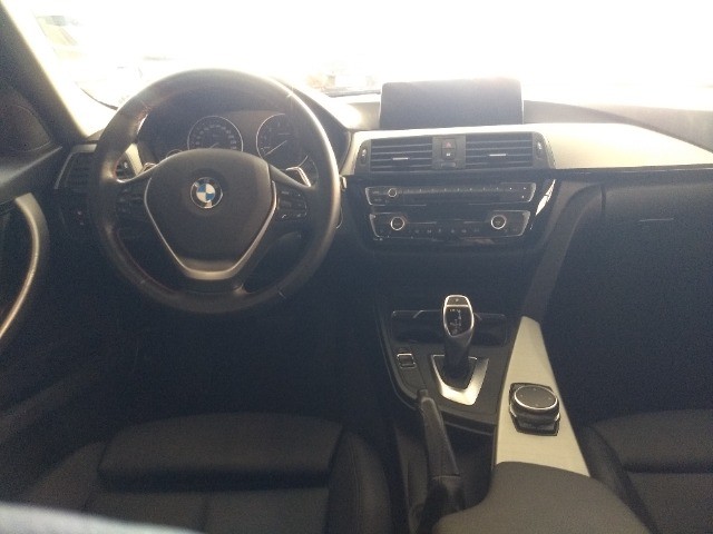 BMW 328I ACTIVE FLEX 2016/2017 COM 48150KM