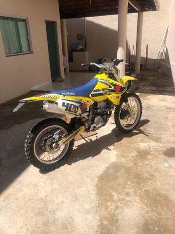 SUZUKI DRZ 400E