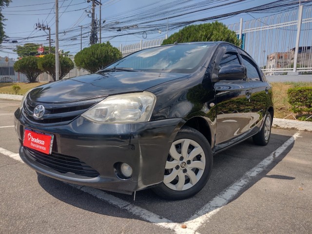 Toyota Etios 1.5 2013 Gnv 