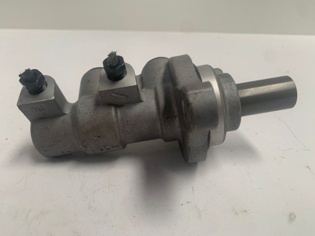 Cilindro Mestre Hyundai HB20 1.0 3c 1.6 16v C/ABS (Usado/Original) - Foto 2