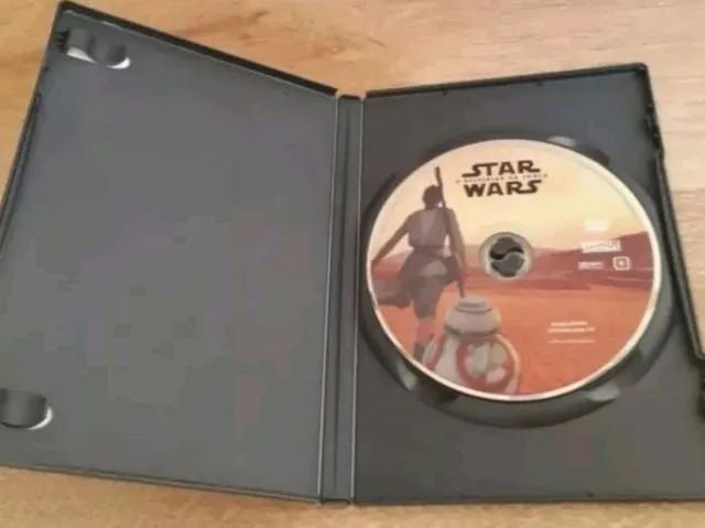 STAR WARS EPISÓDIO 7 DESPERTAR DA FORÇA - Foto 2