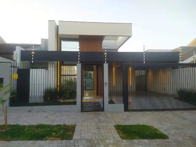 Casa desfrutando de localização privilegiada, proximo á av mandfacaru
