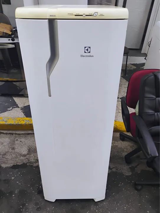 Geladeira RDE33