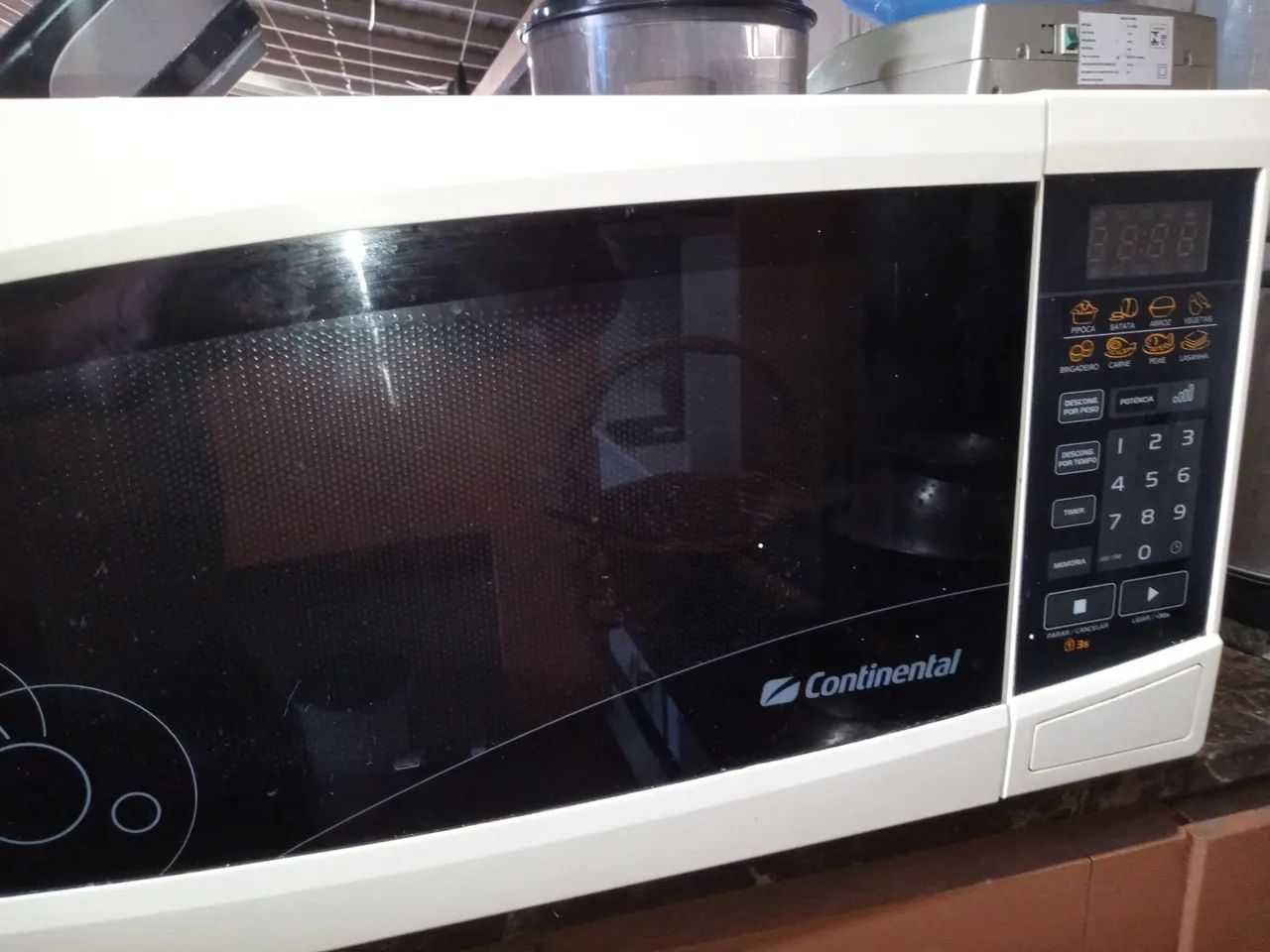 Micro-ondas Continental - 127V funcionando - Foto 2