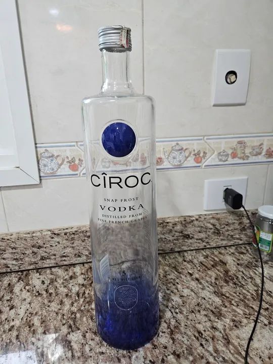 Ciroc Vodka Snap Frost - Garrafa Decorativa - Foto 2