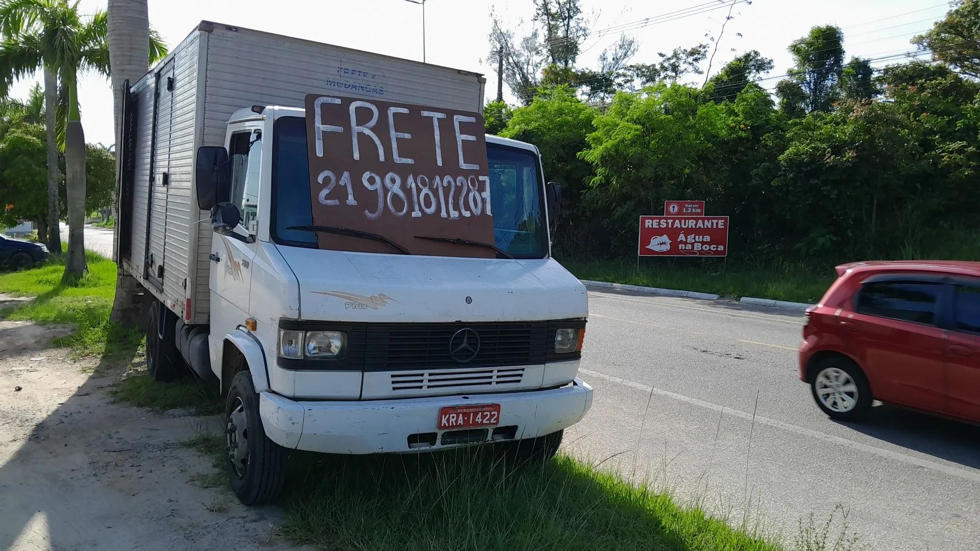 FRETE E MUDANÇAS , ATENDIMENTO EM TODA A REGIÃO DOS LAGOS .