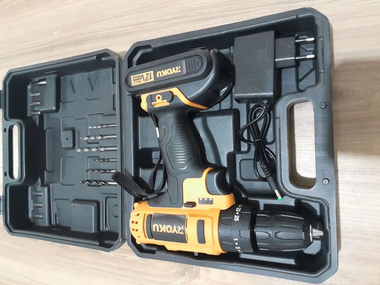 Parafusadeira furadeira de impacto RYOKU Produto novo na caixa