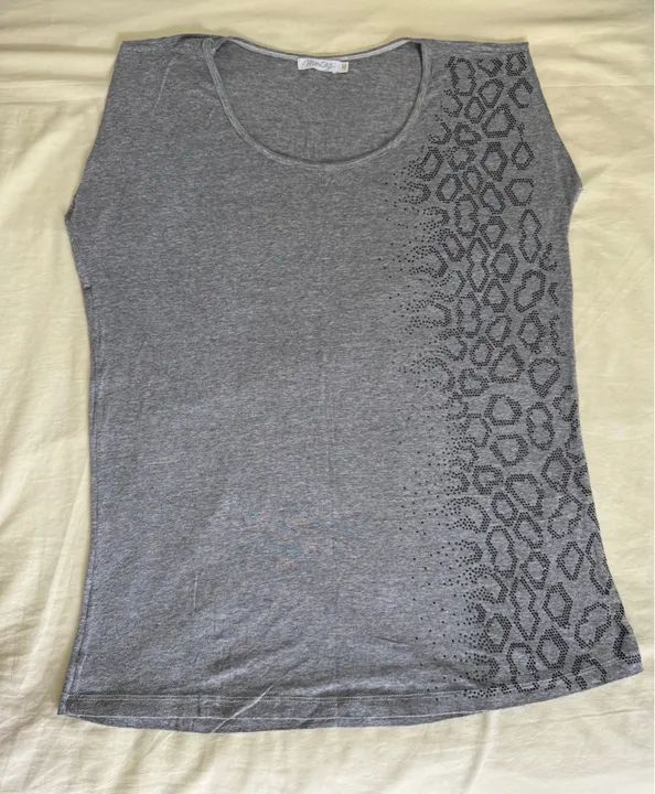 Blusa Cinza com Estampa tamanho Único