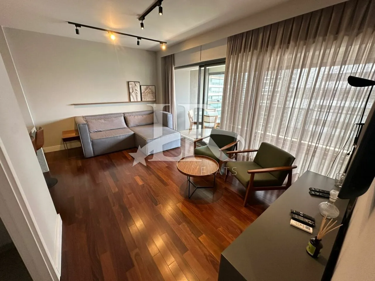 LR Flats - Flat 2 dormitórios para locação em Santo Amaro, confira agora!