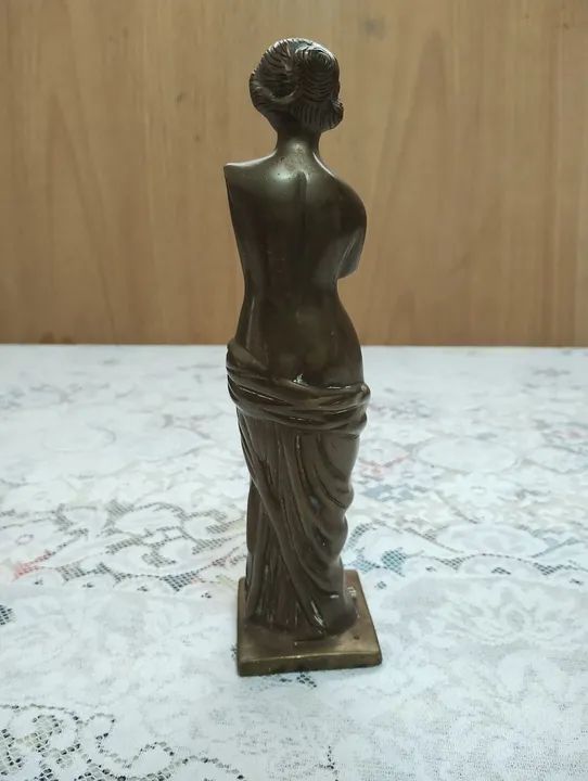 Estátua de Bronze de Deusa Grega - Foto 2