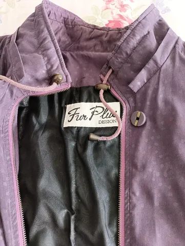 Blazer 3/4 bordô com capuz Tam G