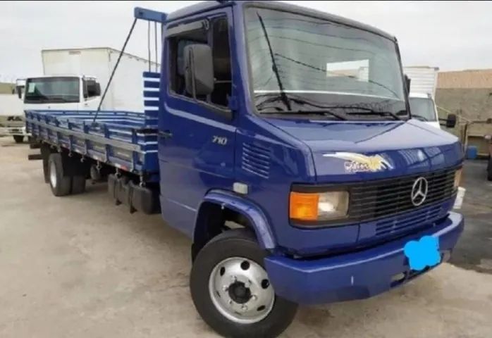 MB 710 CARROCERIA 