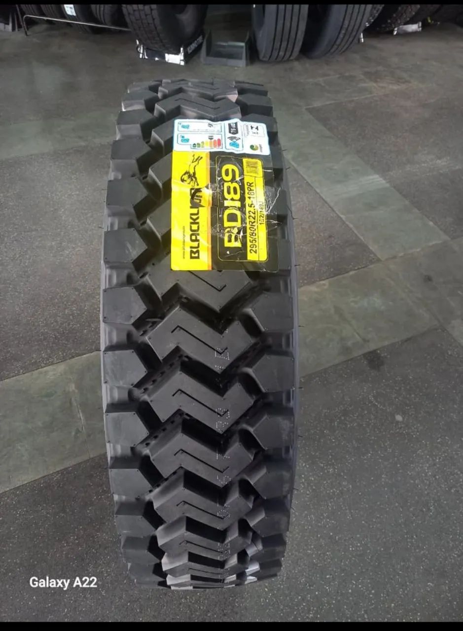 Pneus para caminhão. Novos com montagem grátis  - Foto 2