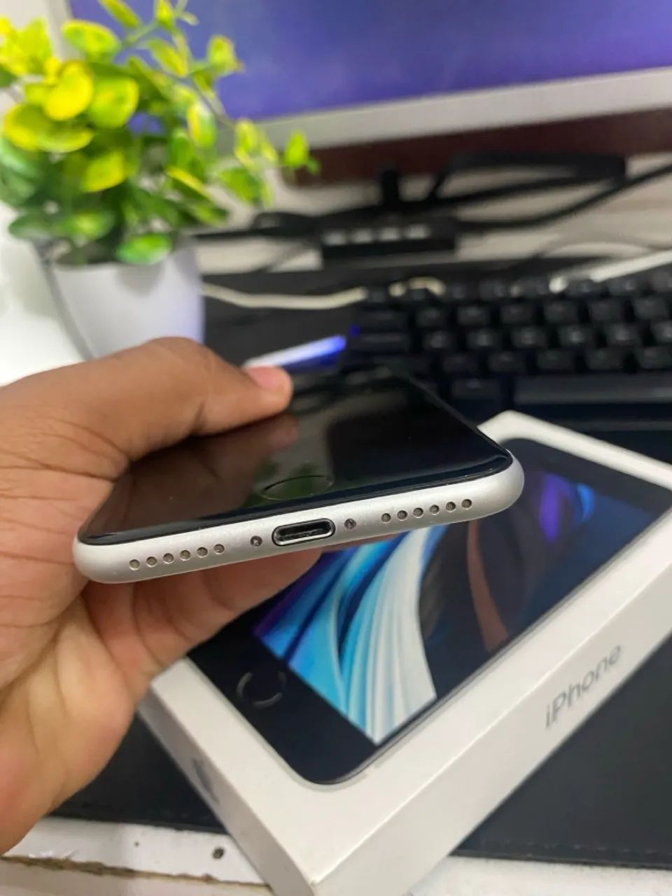 IPhone SE 2022 Impecável  - Foto 5