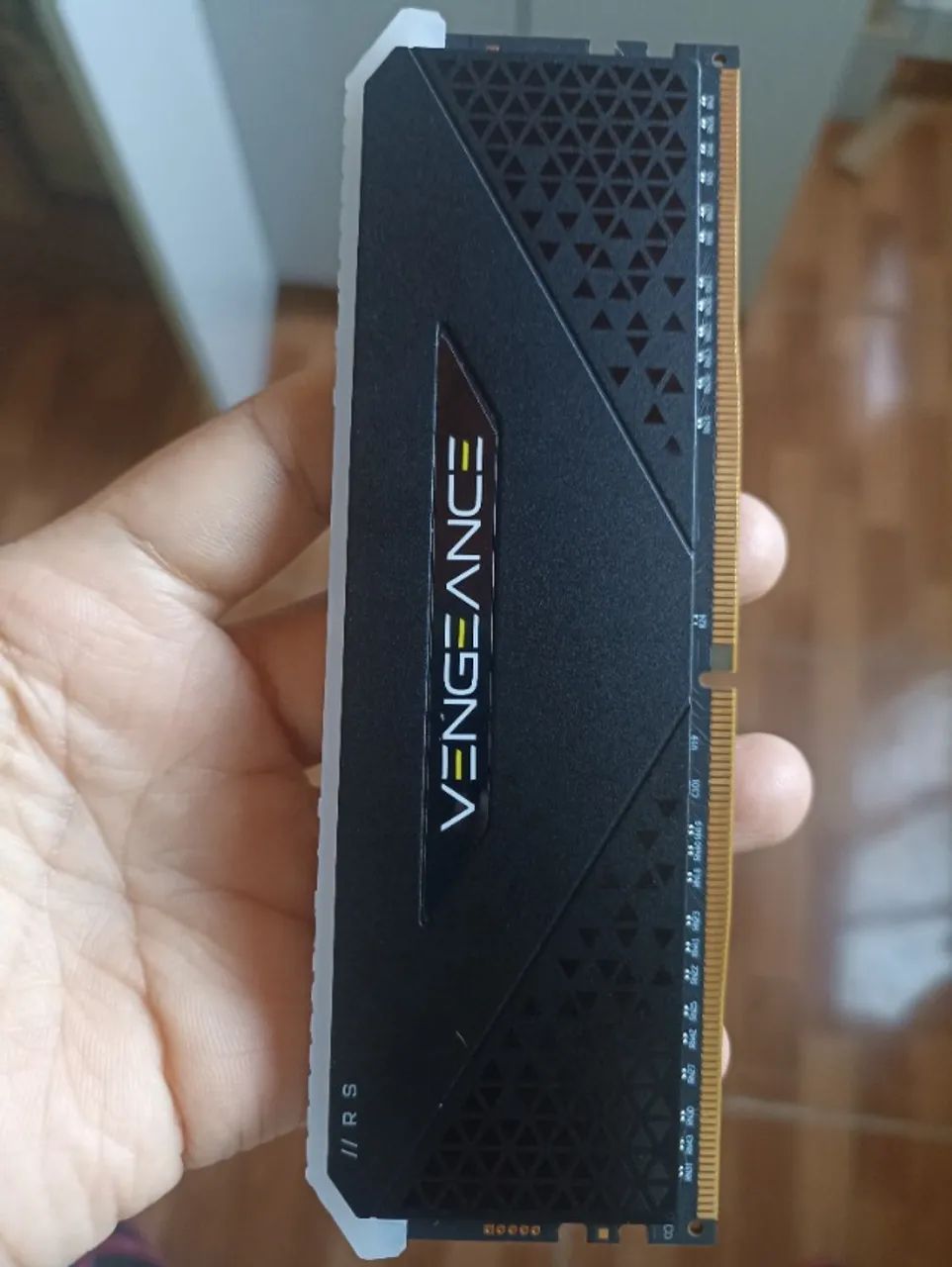 Memória ram RGB 8gb Corsair 3200mhz