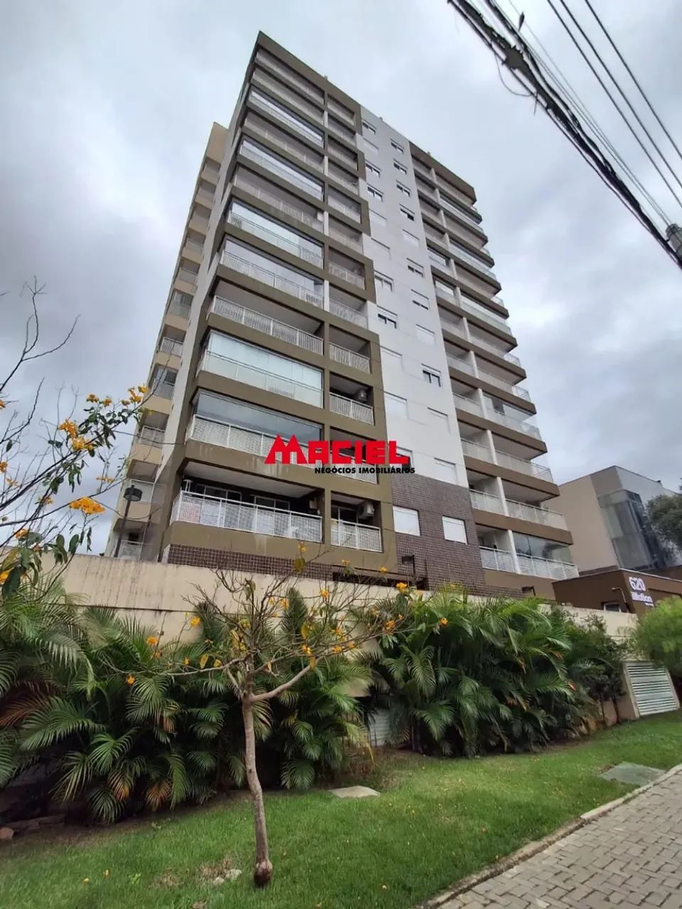 APTO NO CENTRO DA CIDADE, TERREO COM QUINTAL, NOVO NO CONTRAPISO, CONDOMINIO COM PISCINA,  - Foto 6