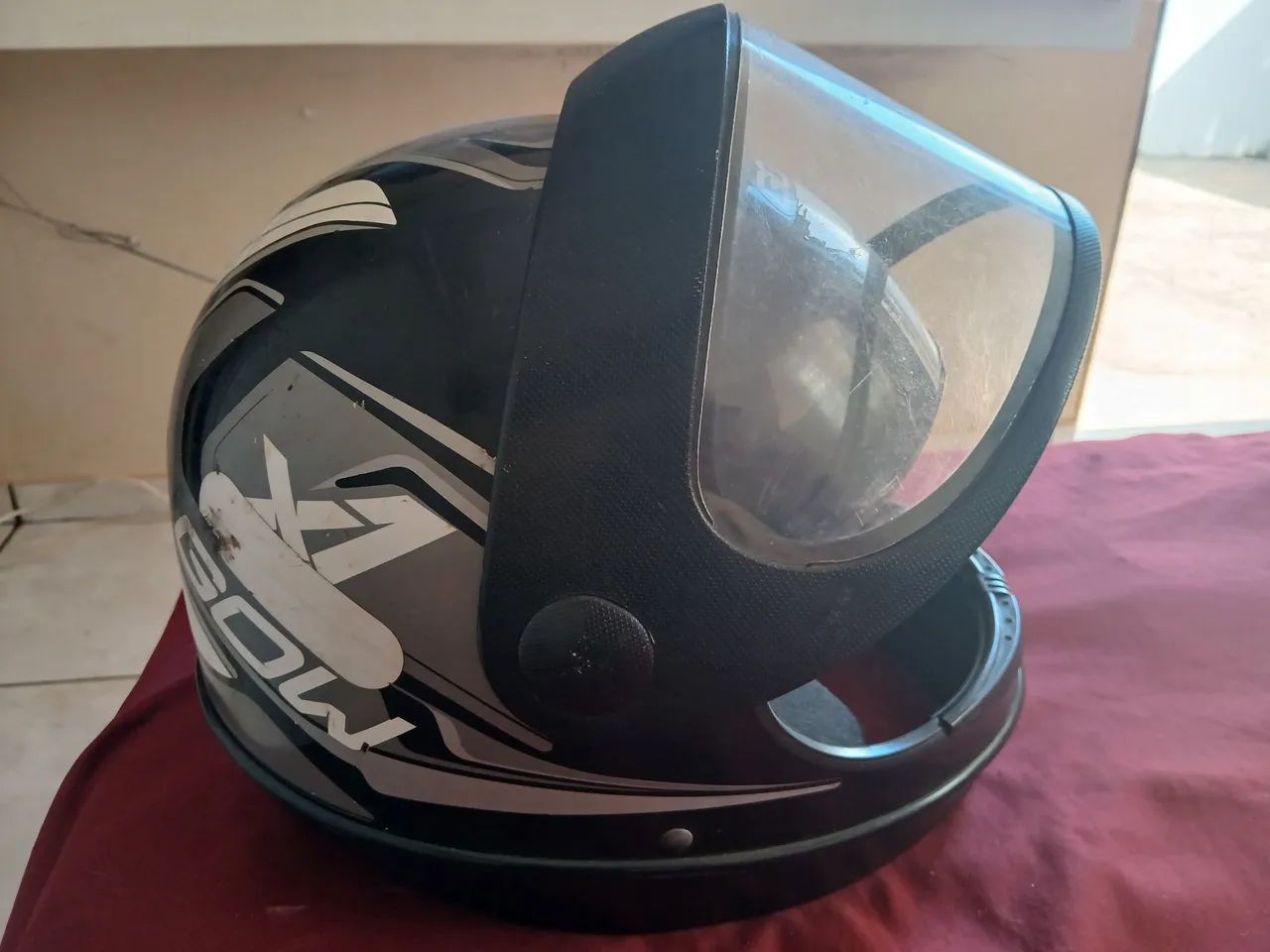 Capacete de Moto Gow - Tamanho M - Foto 2