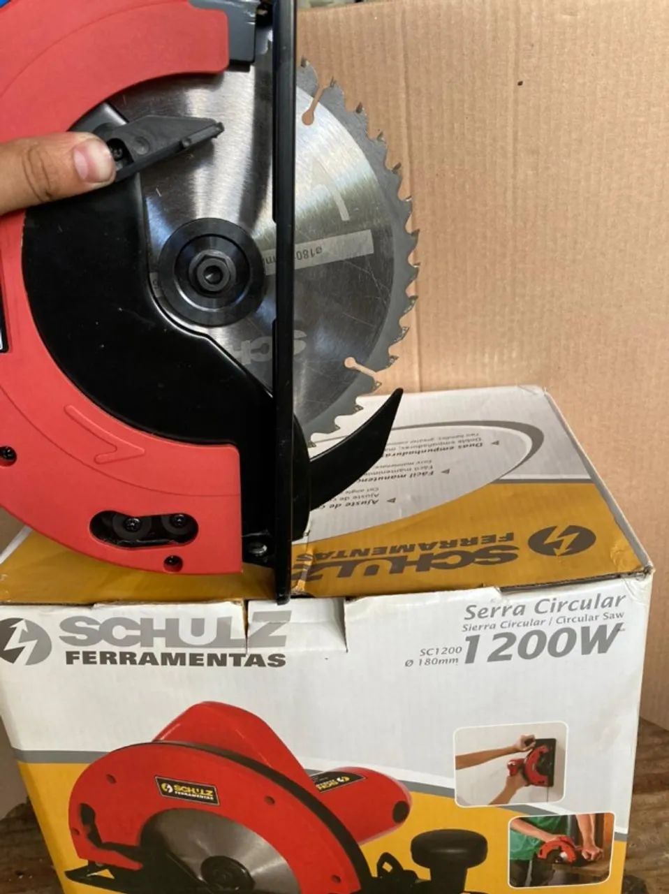 Potência e precisão com a Serra Circular Schulz 1200W para madeira! - Foto 4