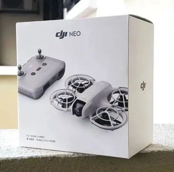 Drone DJI NEO COMBO FLY MORE - LANÇAMENTO