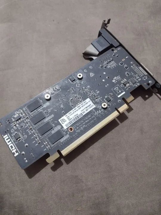PLACA DE VIDEO 2G AMD RADEON 6570 HD - Foto 2