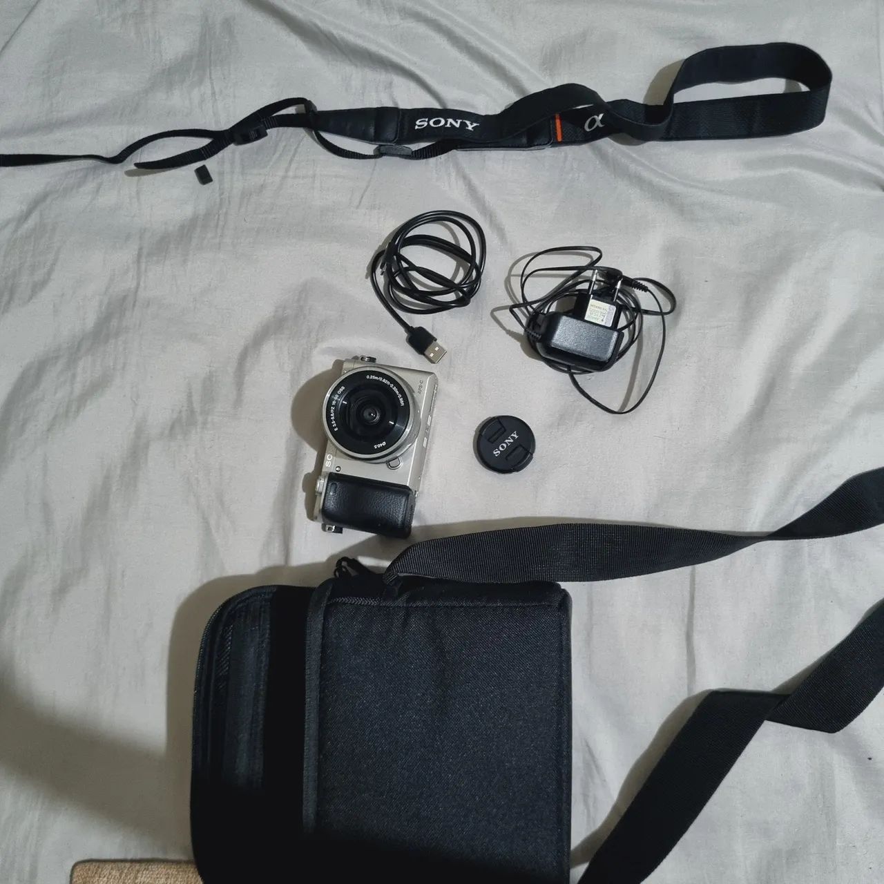 Câmera Sony Alpha 6000 - a6000 - Foto 5