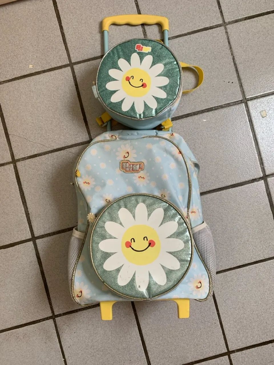 Mochila Infantil com Rodinhas -  Florzinha