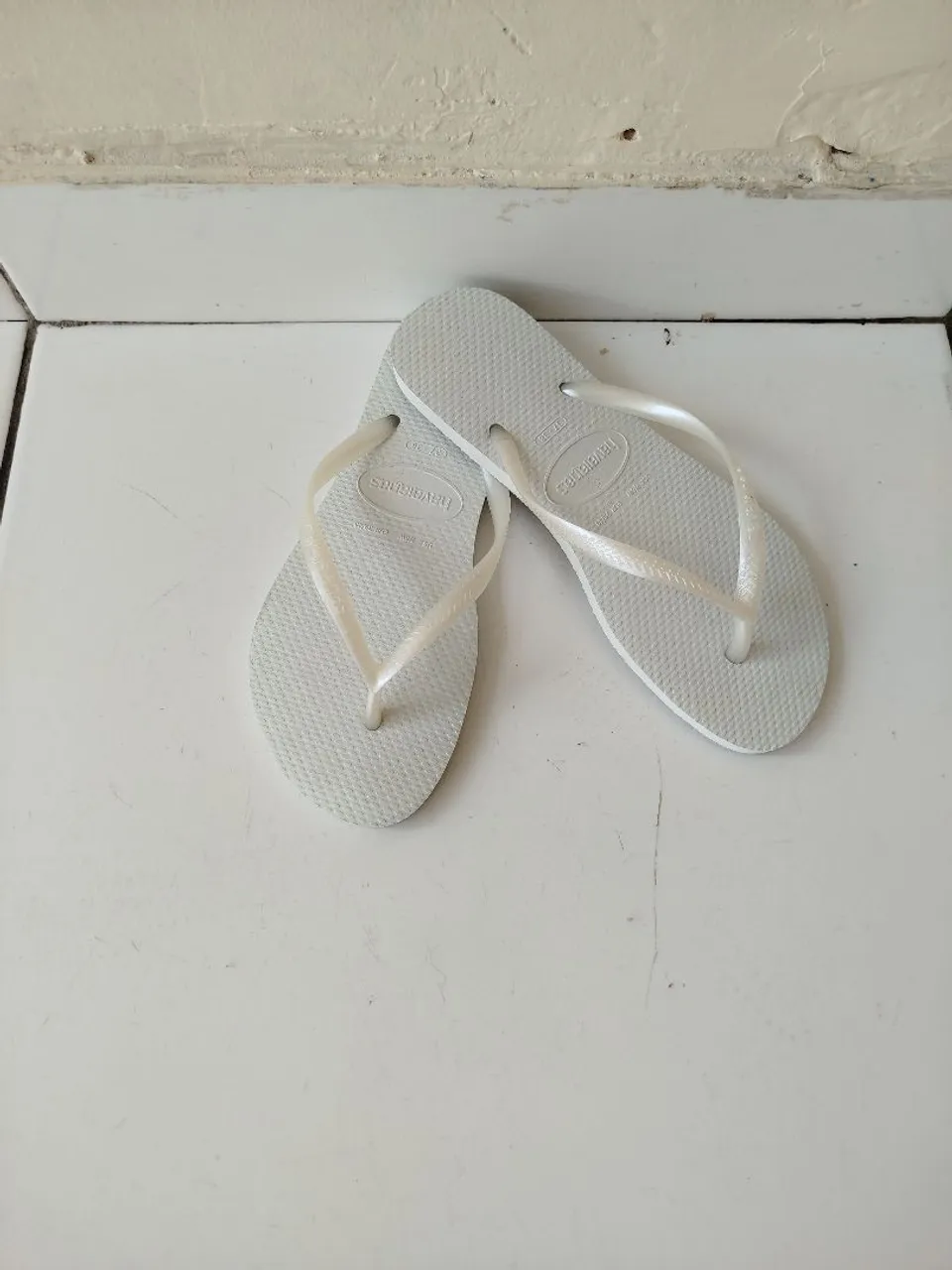 Chinelo Havaianas branco - Novo