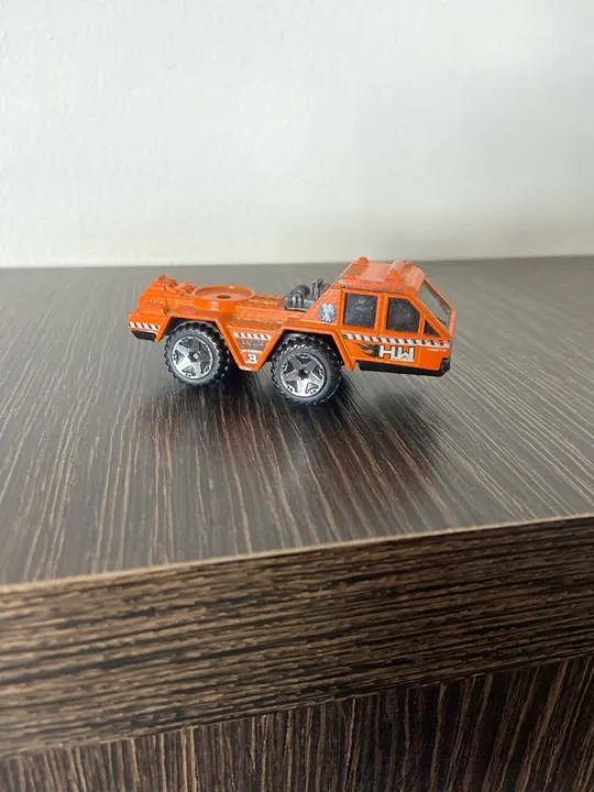 Caminhão Hot Wheels