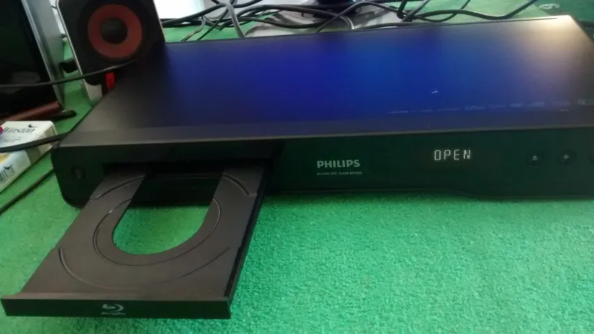 Blu-Ray PHILIPS c/controle remoto
