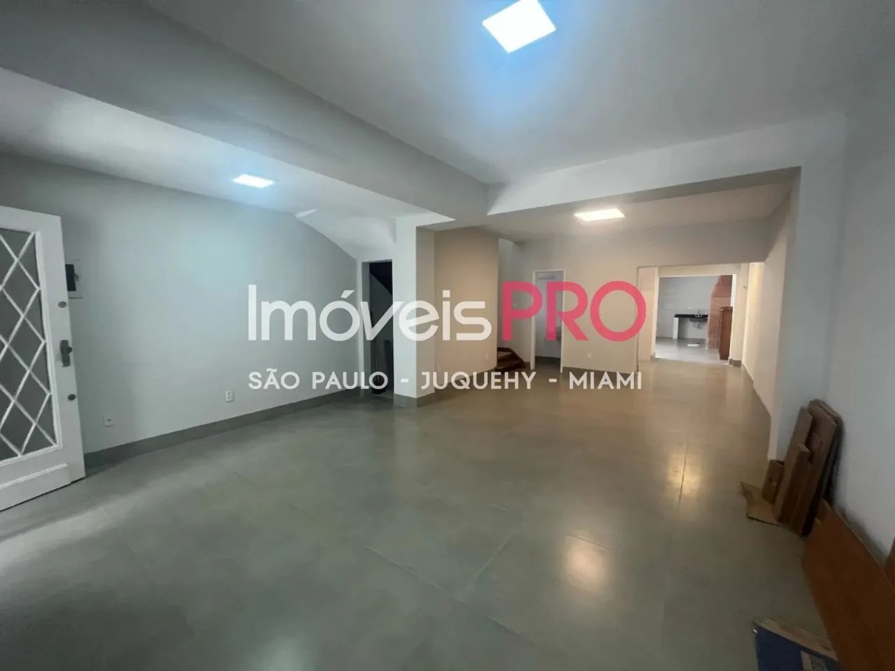 Casa em rua sem saída 3 suítes na Vila Mariana