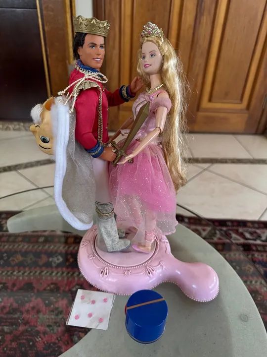 Barbie Clara Quebra Nozes e Príncipe