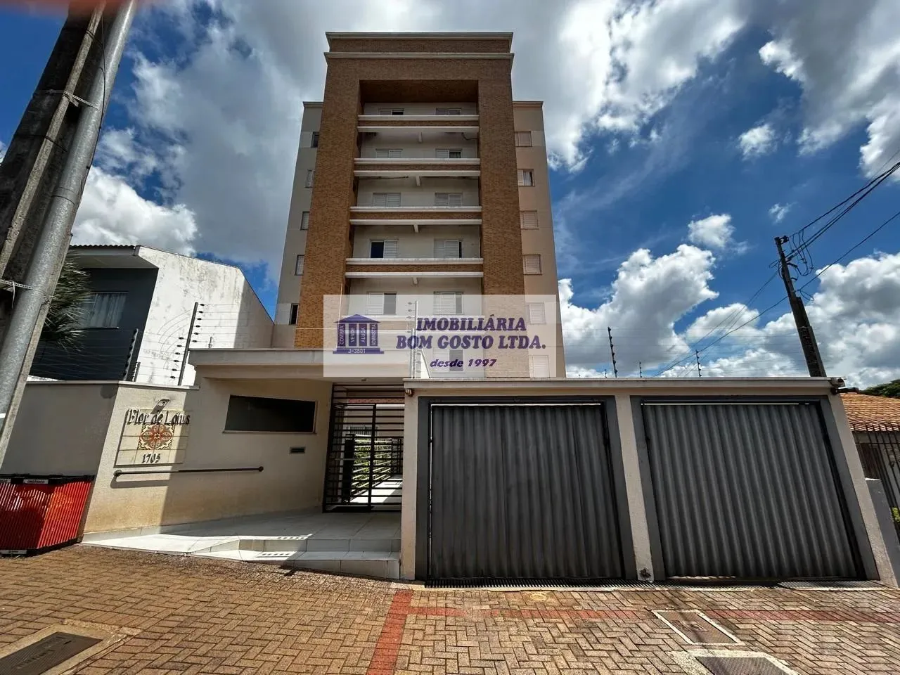Imóvel para aluguel  2 quartos com piscina  em Centro - Cascavel - PR