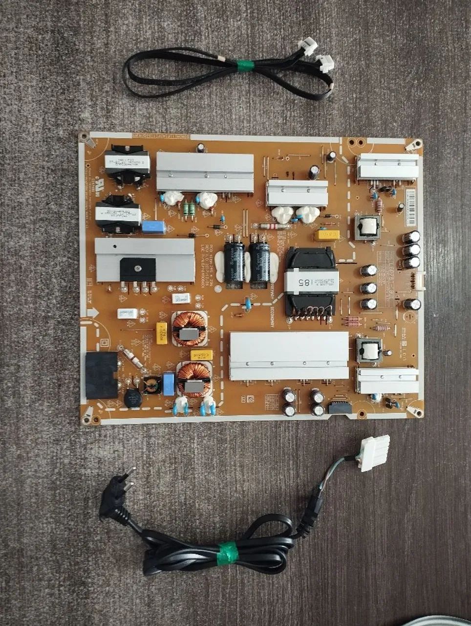 Placa Principal + Placa Fonte LG 75UK6520PSA | EBU64730501 EAY64908601 (Usado) - Foto 4