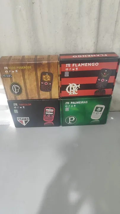 Celular zte r236 times do Corinthians
