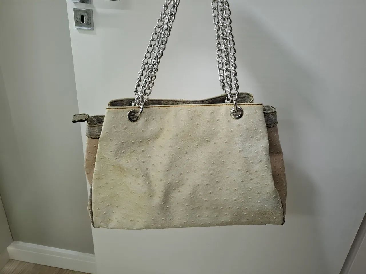 Bolsa Guess couro de avestruz - Foto 2
