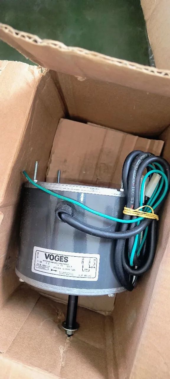 Vendo excelente motor condensador 36 a 58 mil BTUs.. - Foto 3