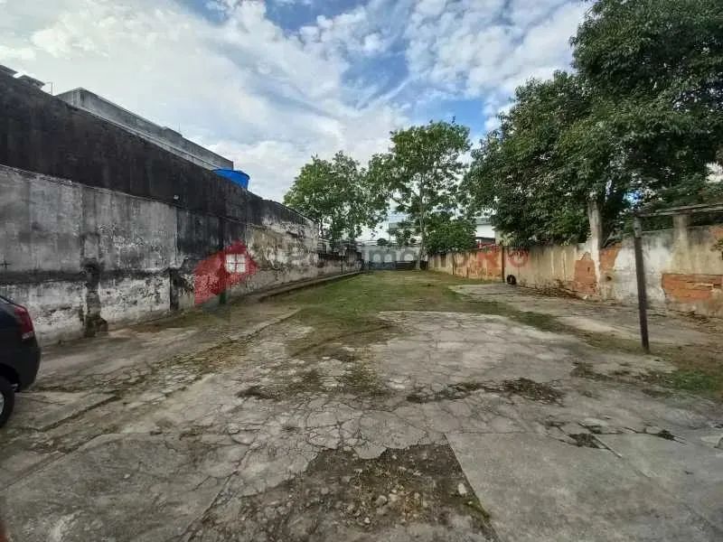 Terreno com 1300 m² em Irajá - Foto 4