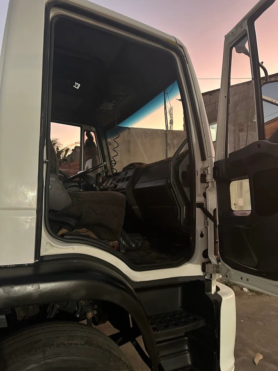 Caminhão Iveco Tector 150e21 Trucado 2022 - Foto 4