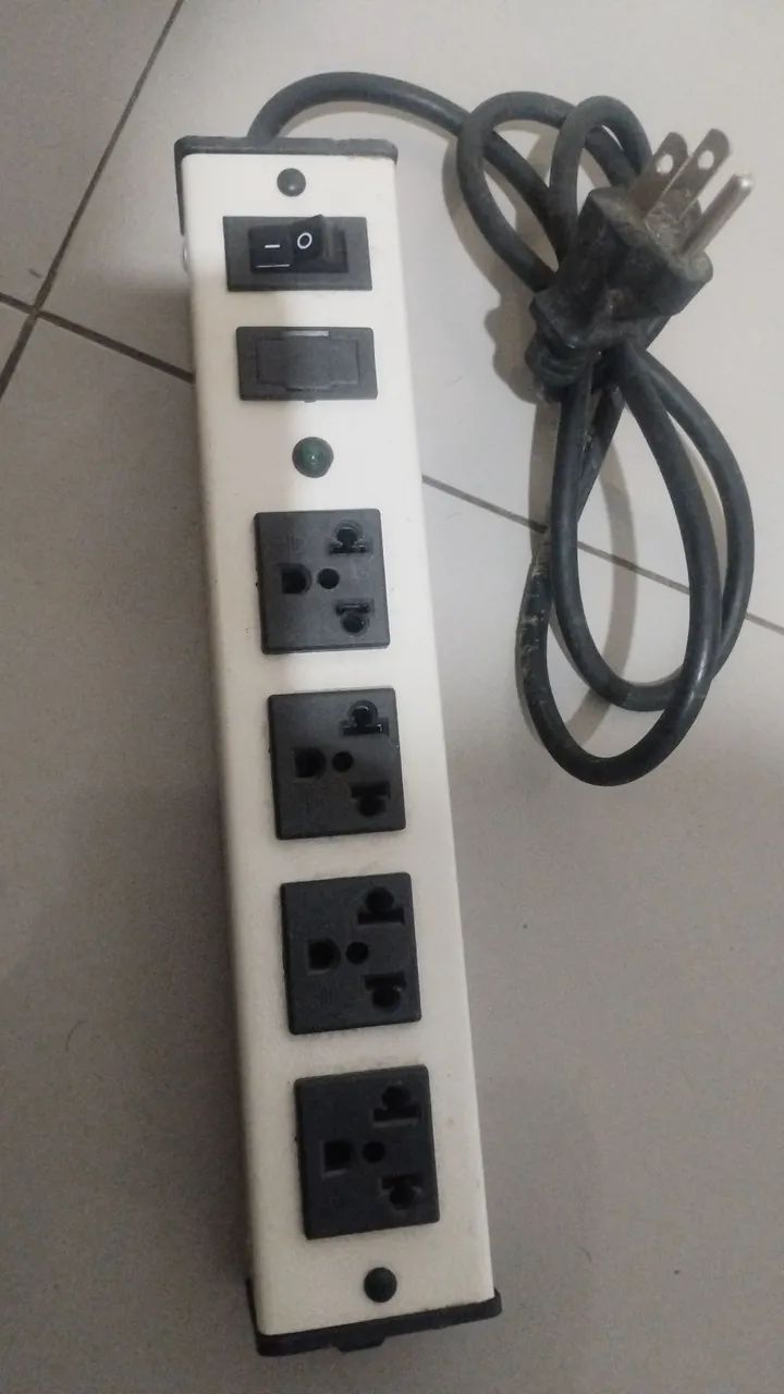 Extensor de tomada 5 tomadas