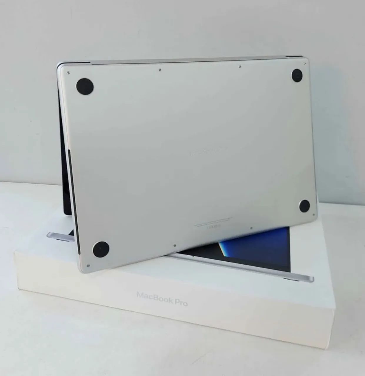 MacBook Pro M1 Pro63824105900289122