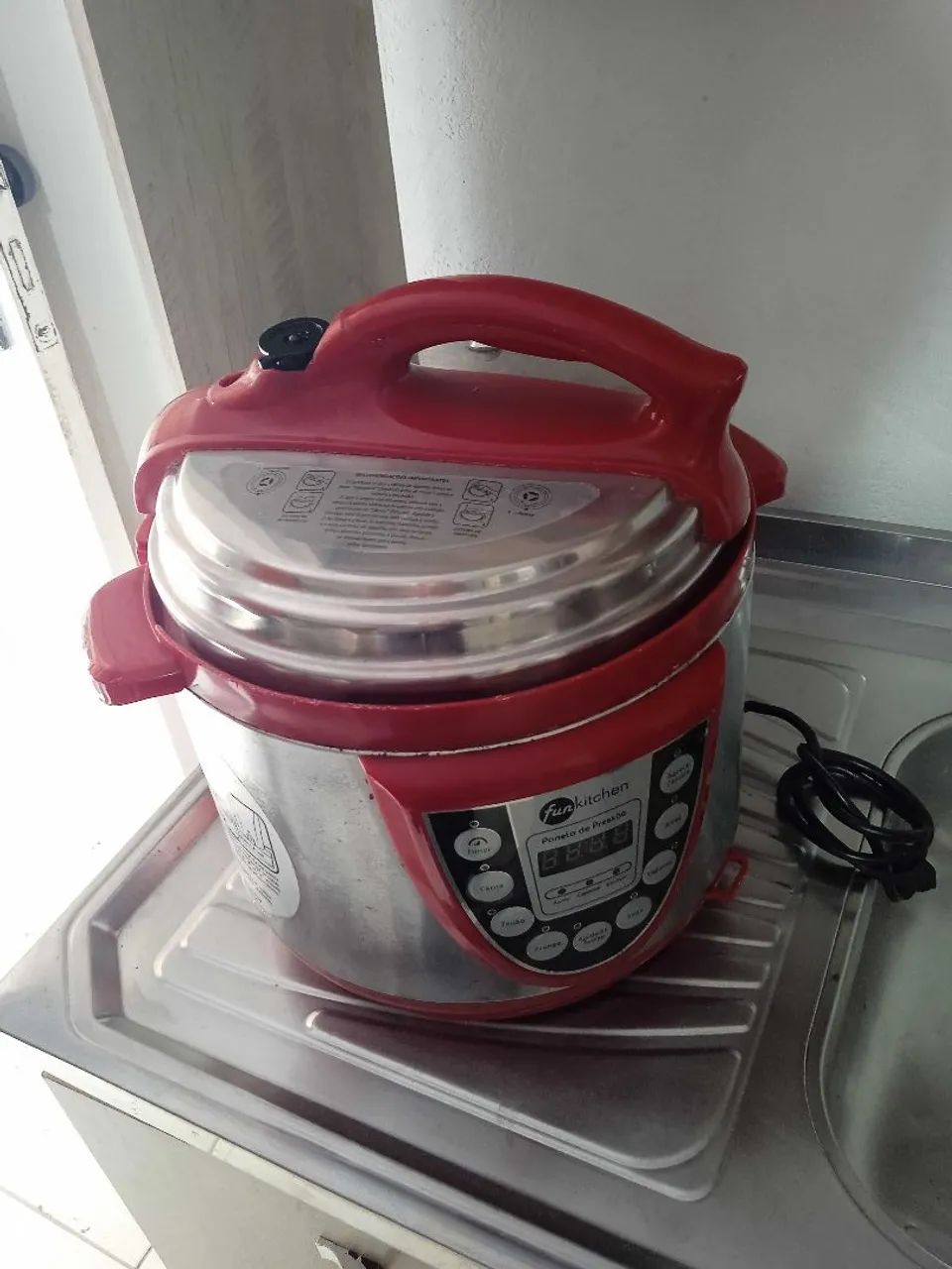Panela de Pressão Elétrica Fun Kitche de 5 litrosn