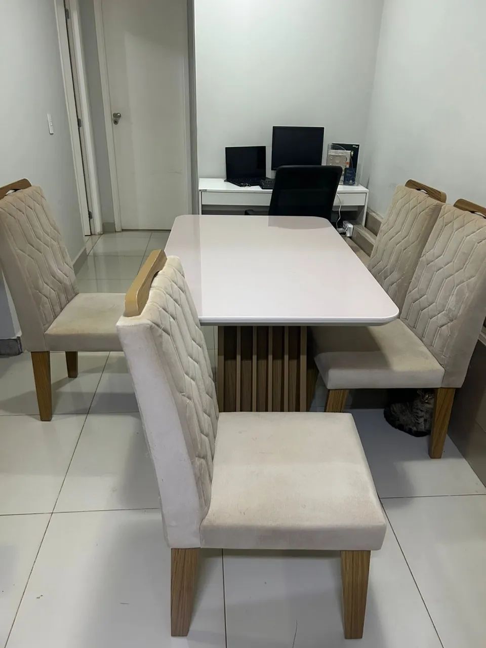 Mesa e cadeiras 64596065900035124